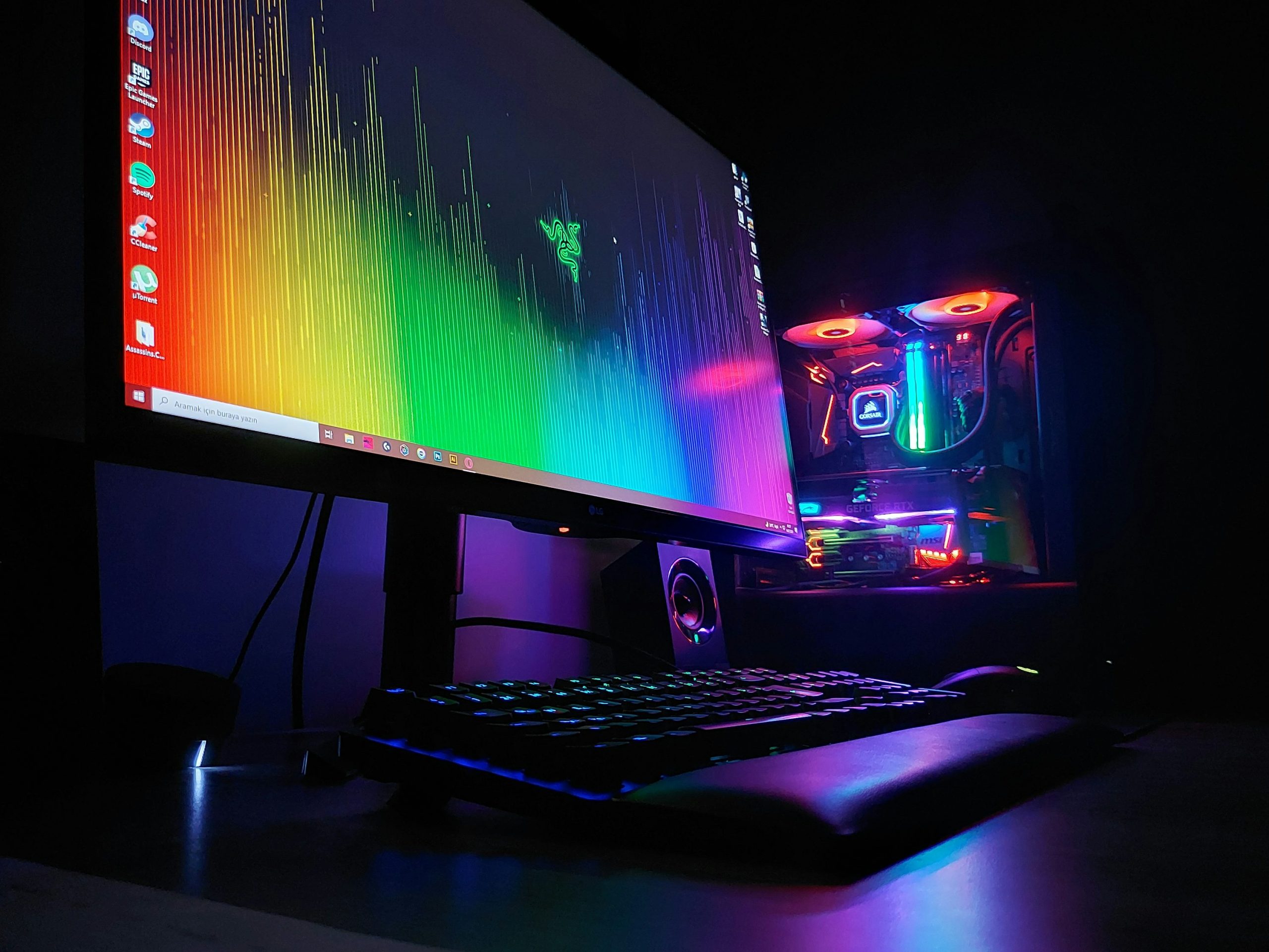 Shop the Best Custom PC Online – Advanced Gaming, Editing & Desktop PC Builder Malaysia